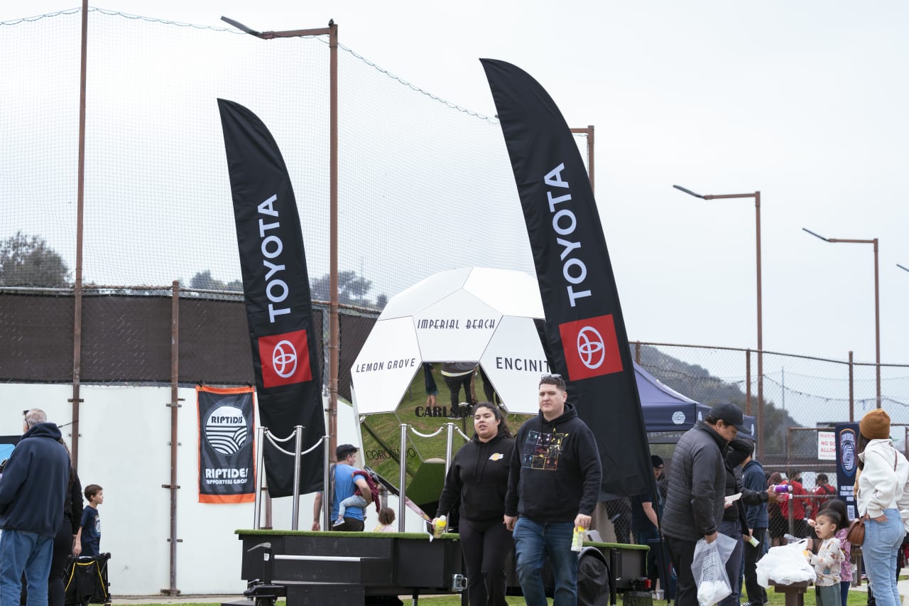 ChromeBallPowaySelects2-23