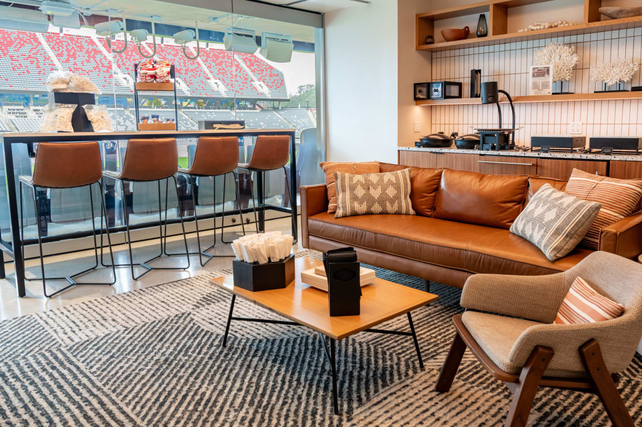 Luxury Suites